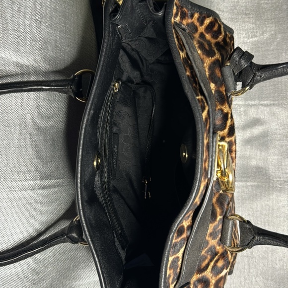 MICHAEL KORS HAMILTON CALF HAIR HANDBAG WITH SHOULDER STRAPS. SOLD-AS-IS - Picture 4 of 5